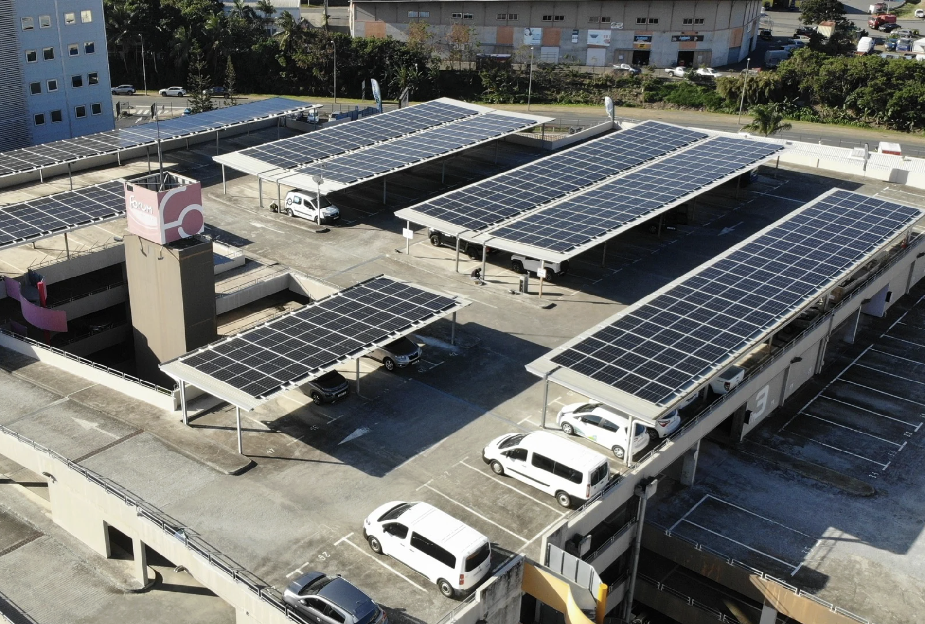 Ombrières photovoltaïques
